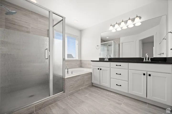 2542 N 3300 W, Clinton, Utah 84015