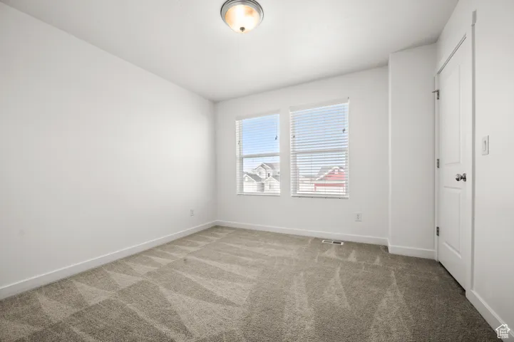 2542 N 3300 W, Clinton, Utah 84015