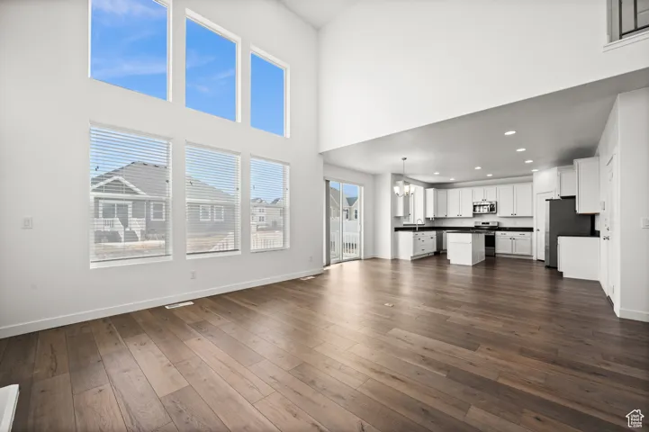 2542 N 3300 W, Clinton, Utah 84015