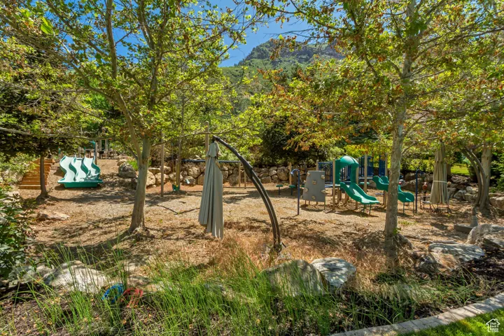 196 S Holly Dr, Alpine, Utah 84004