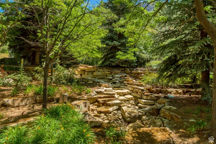 196 S Holly Dr, Alpine, Utah 84004
