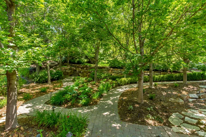 196 S Holly Dr, Alpine, Utah 84004