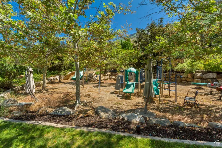 196 S Holly Dr, Alpine, Utah 84004