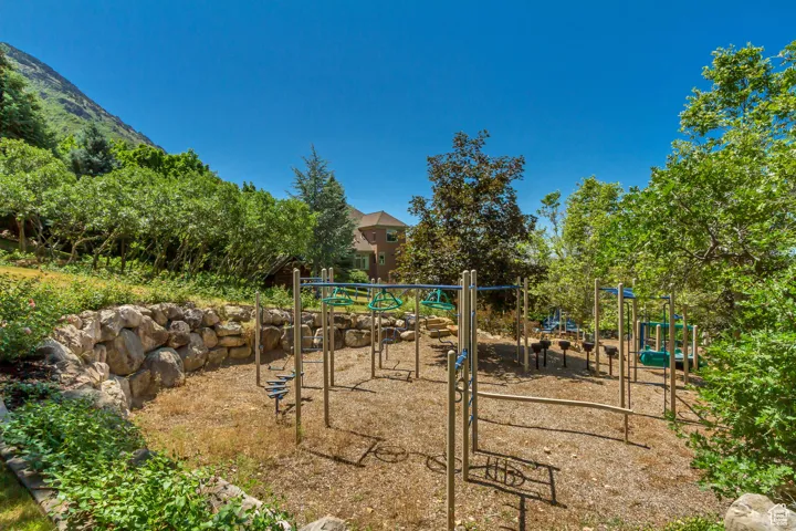196 S Holly Dr, Alpine, Utah 84004