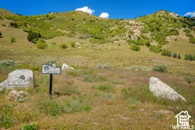 View of mountain feature
