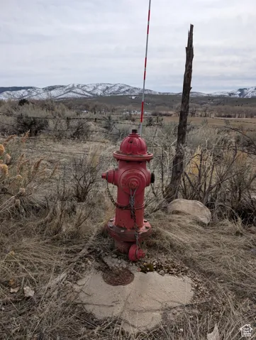 Water right on the property line