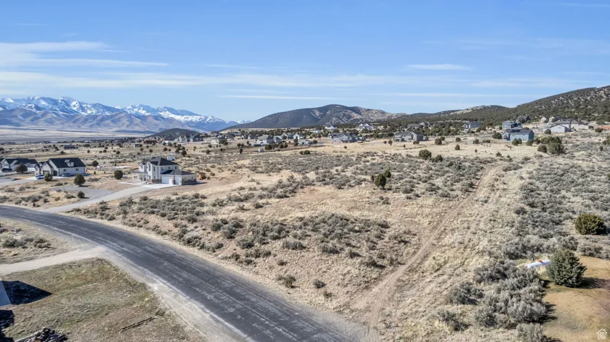 View of mountain feature