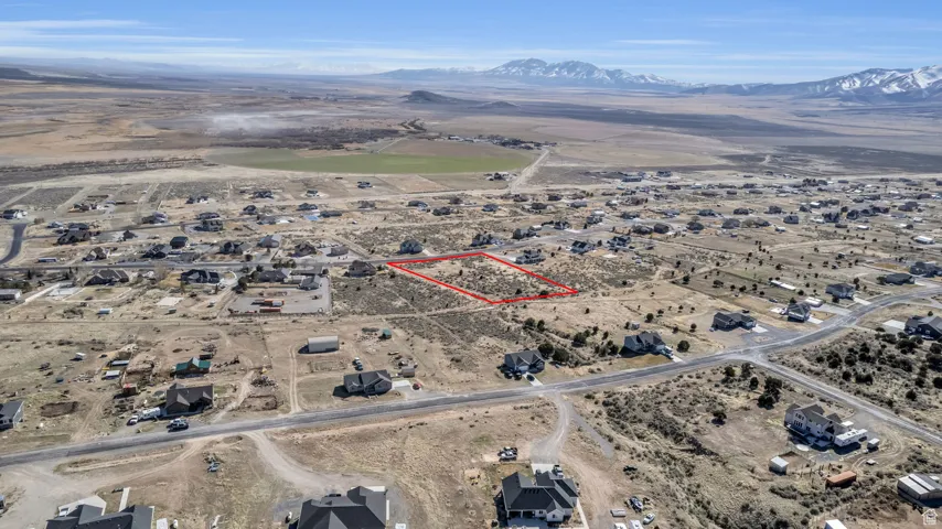 Bird's eye view with a mountain view and a desert view