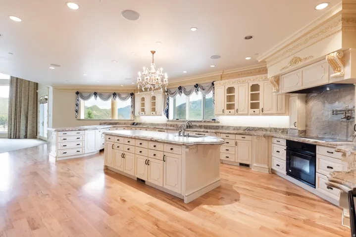 8272 Left Fork Hobble Creek Rd, Springville, Utah 84663