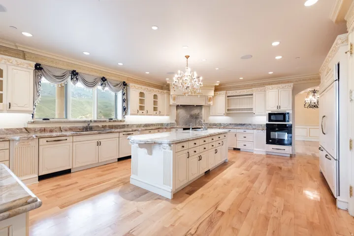 8272 Left Fork Hobble Creek Rd, Springville, Utah 84663