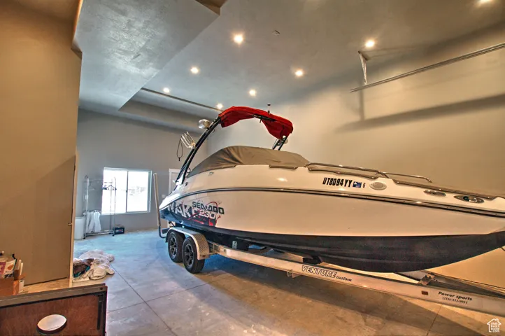 Oversized Garage tandem garage perfect for storing all your Bear Lake Toys