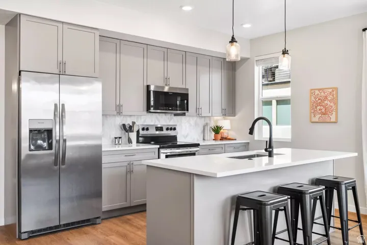 875 W Akoya Pearl St #101-b, St. George, Utah 84790