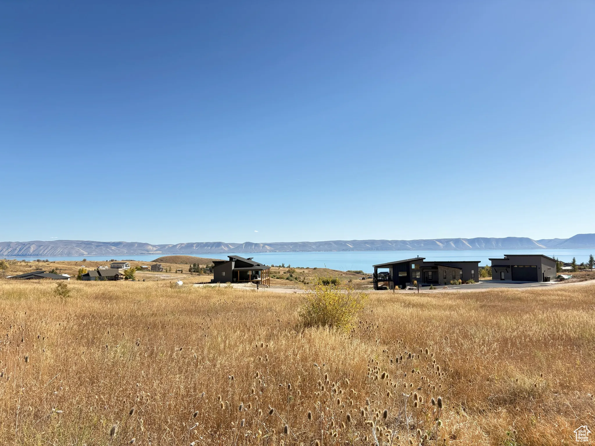 Lot Lake View
