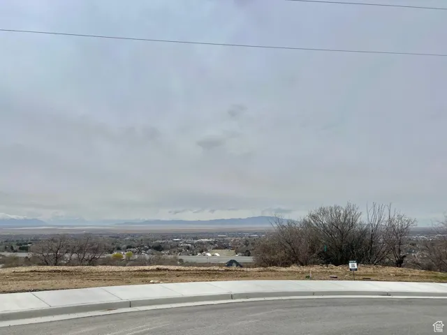 View of mountain feature