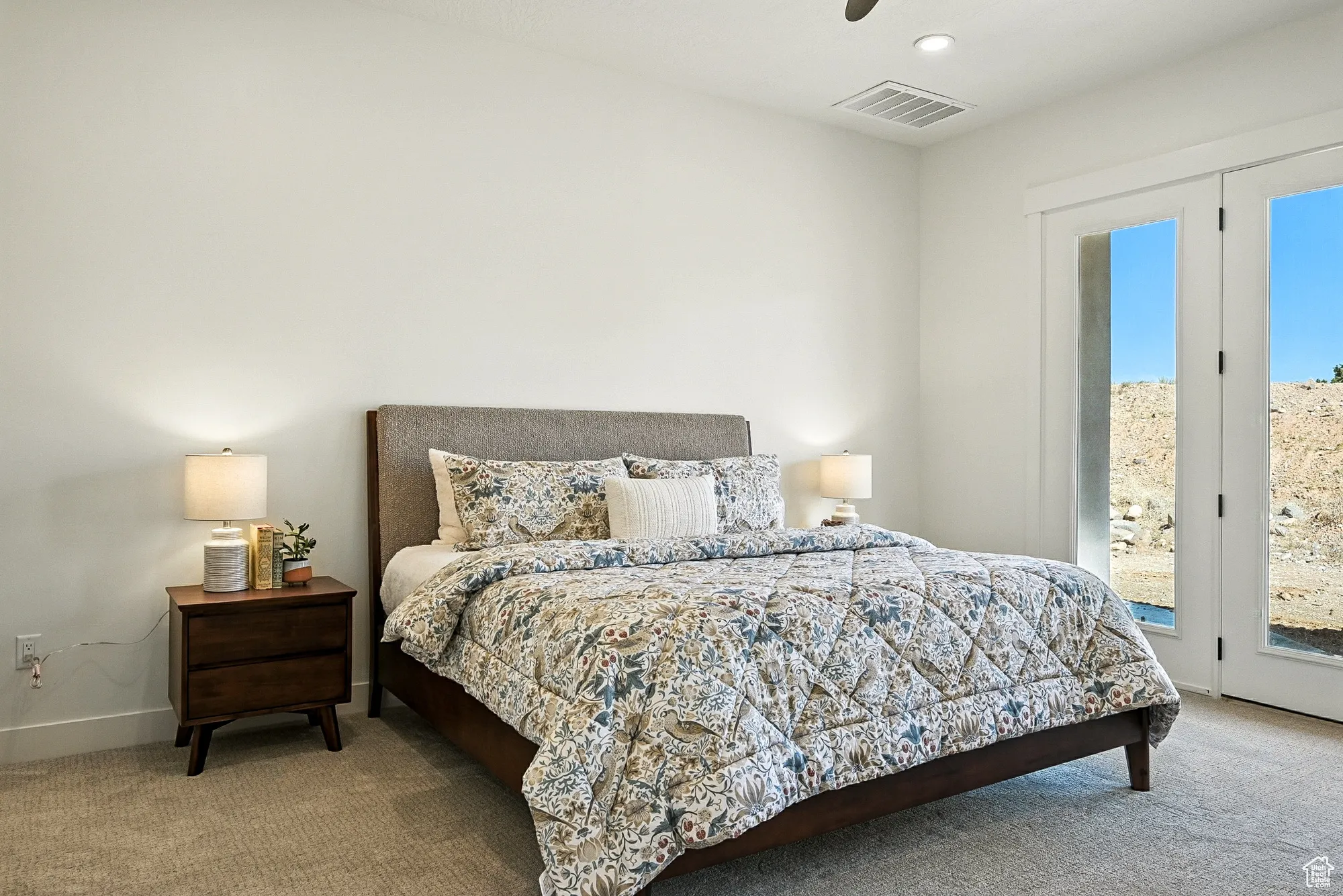 Carpeted bedroom featuring access to outside, recessed lighting, and a ceiling fan