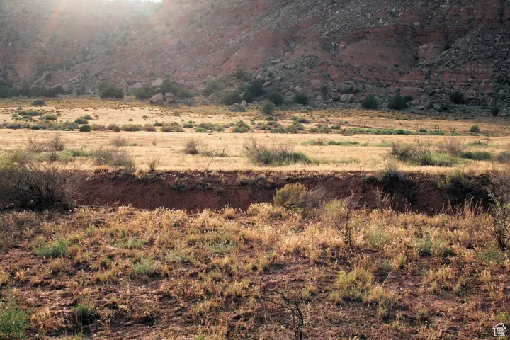 View of nature featuring a rural view