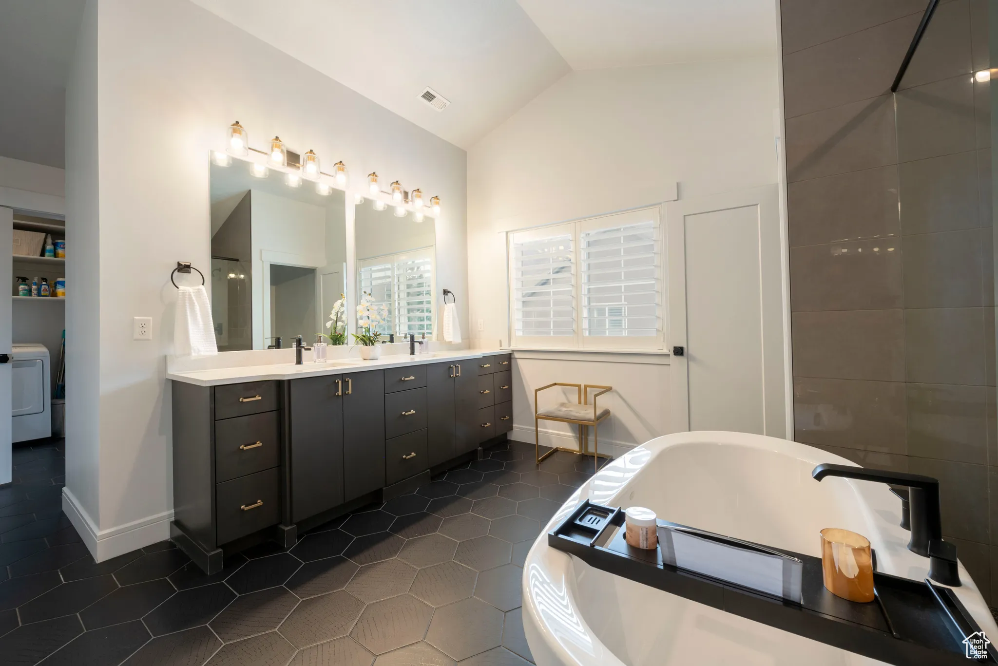 Primary En Suite
