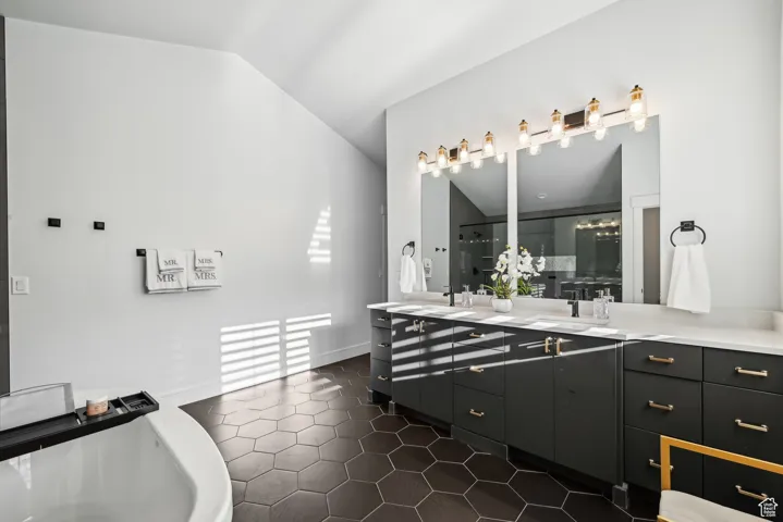 Primary double vanity with tons of storage