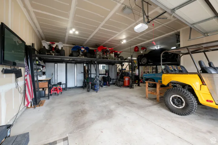 3 Car Garage