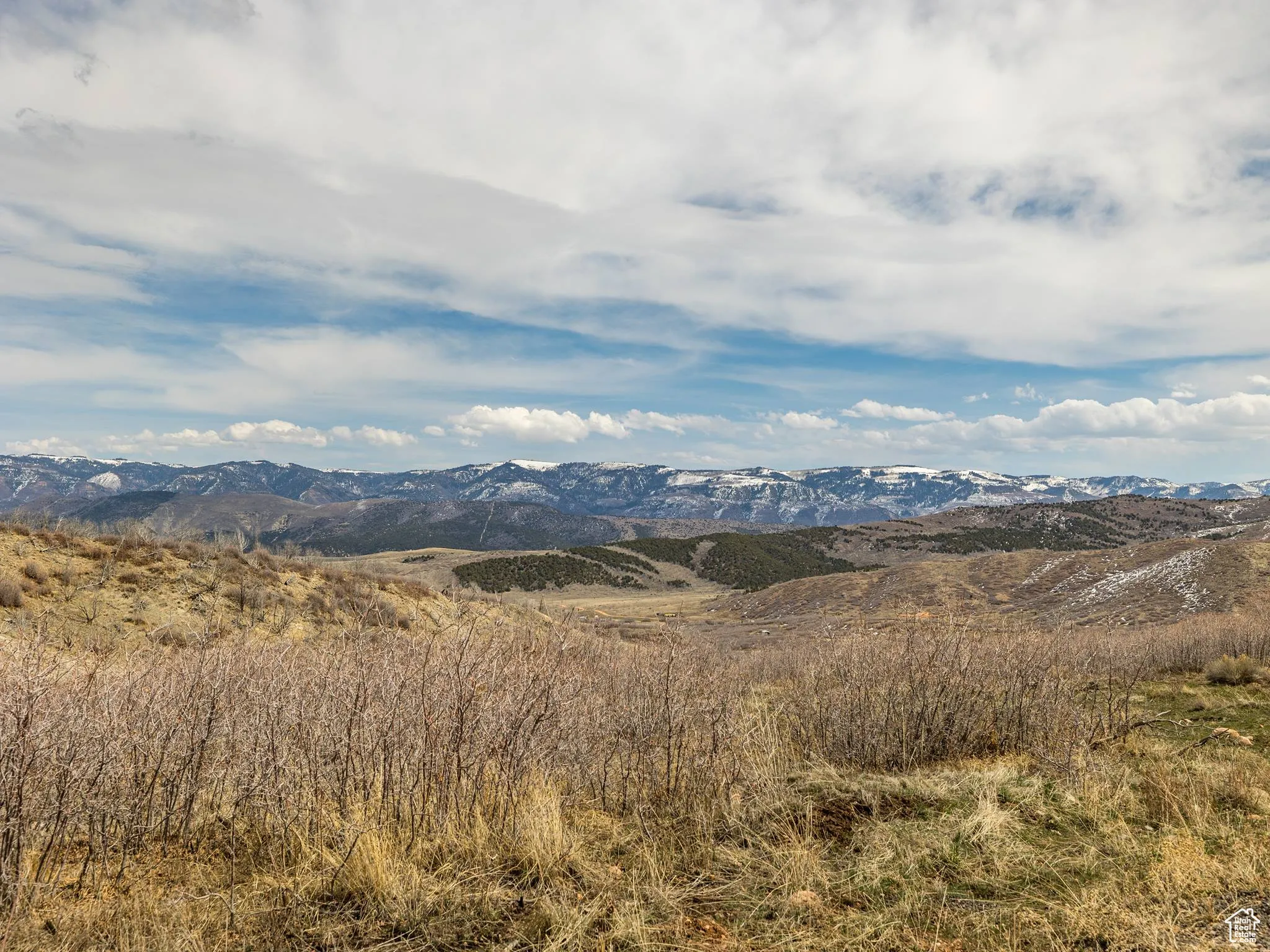 View of mountain feature