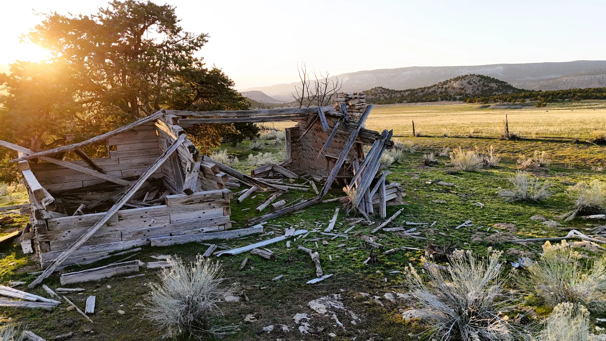 Exterior view of mountains