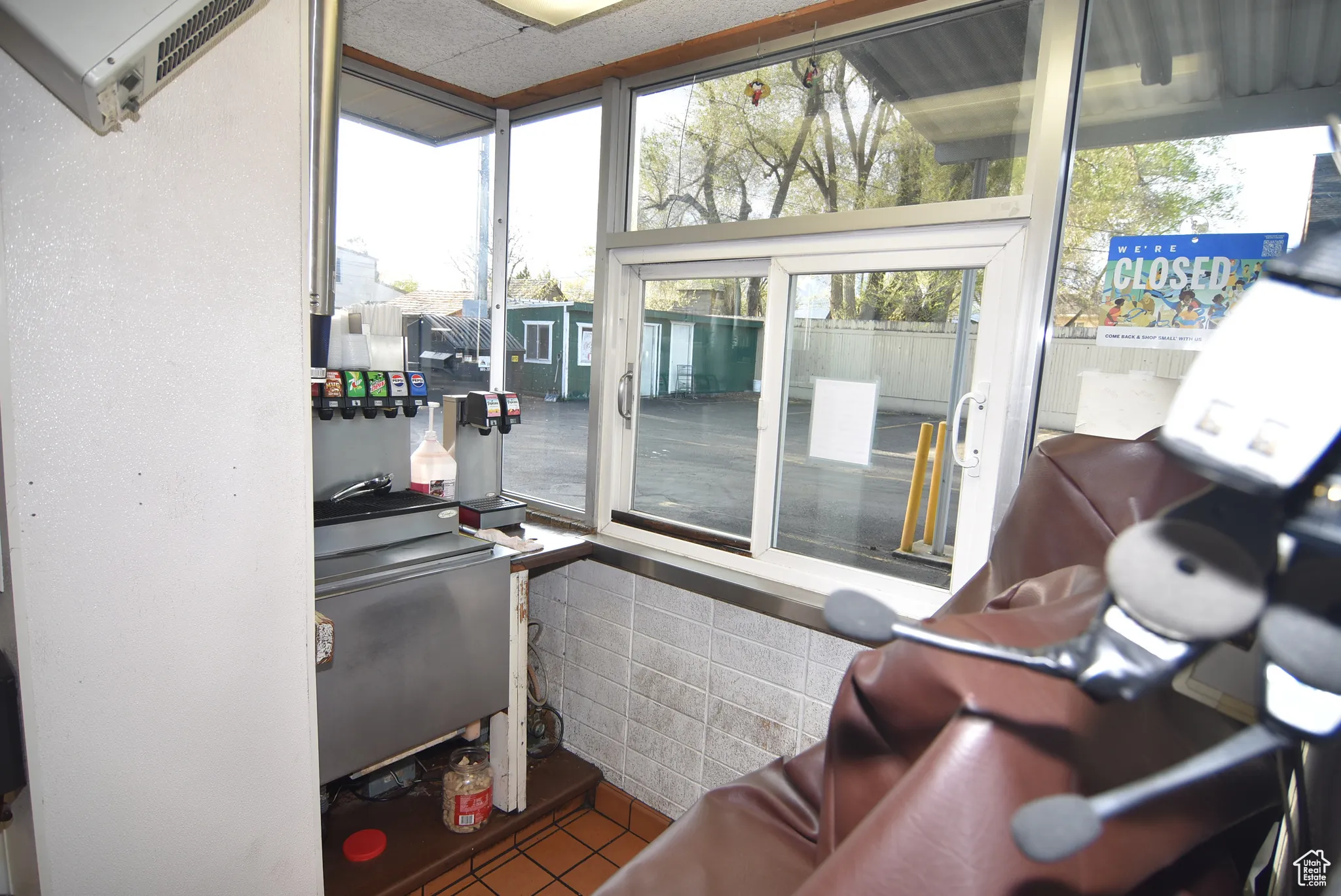 Drive-up window and drink prep for window delivery