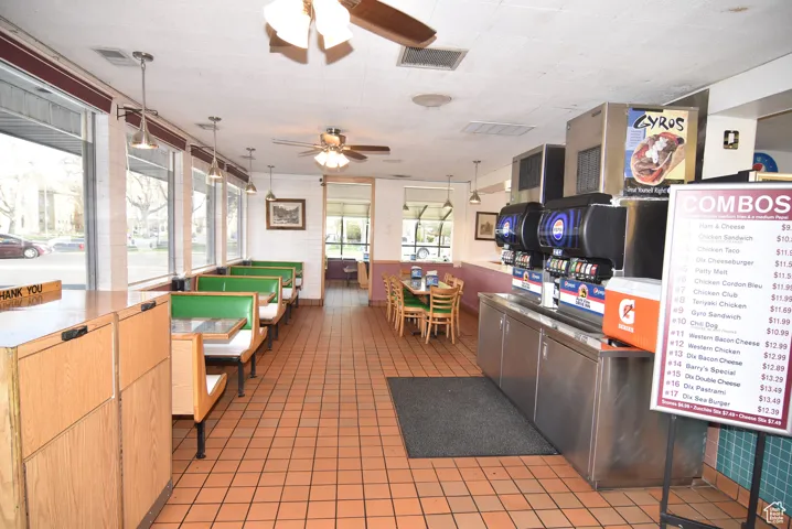 Dining and drink area