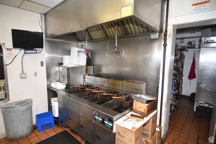Fry station