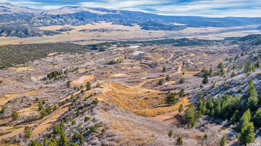Bird's eye view featuring a mountain view