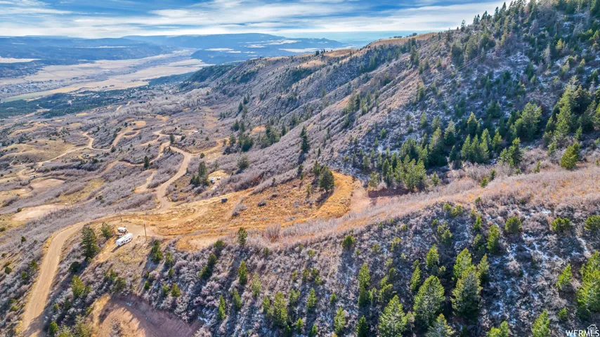 Bird's eye view featuring a mountain view