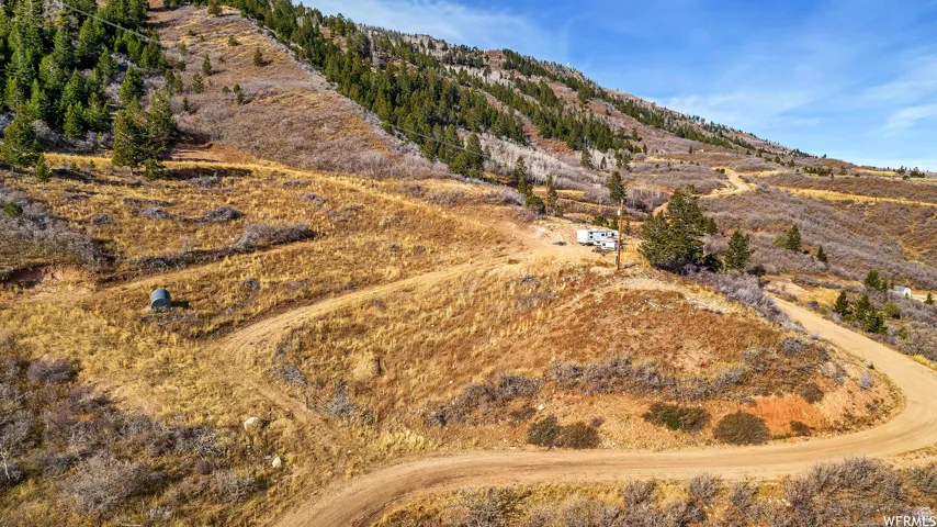 Bird's eye view featuring a mountain view