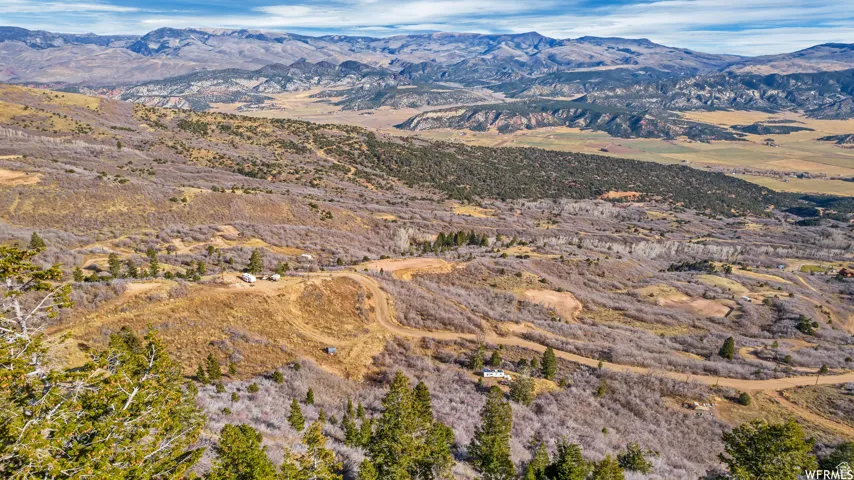 Bird's eye view with a mountain view