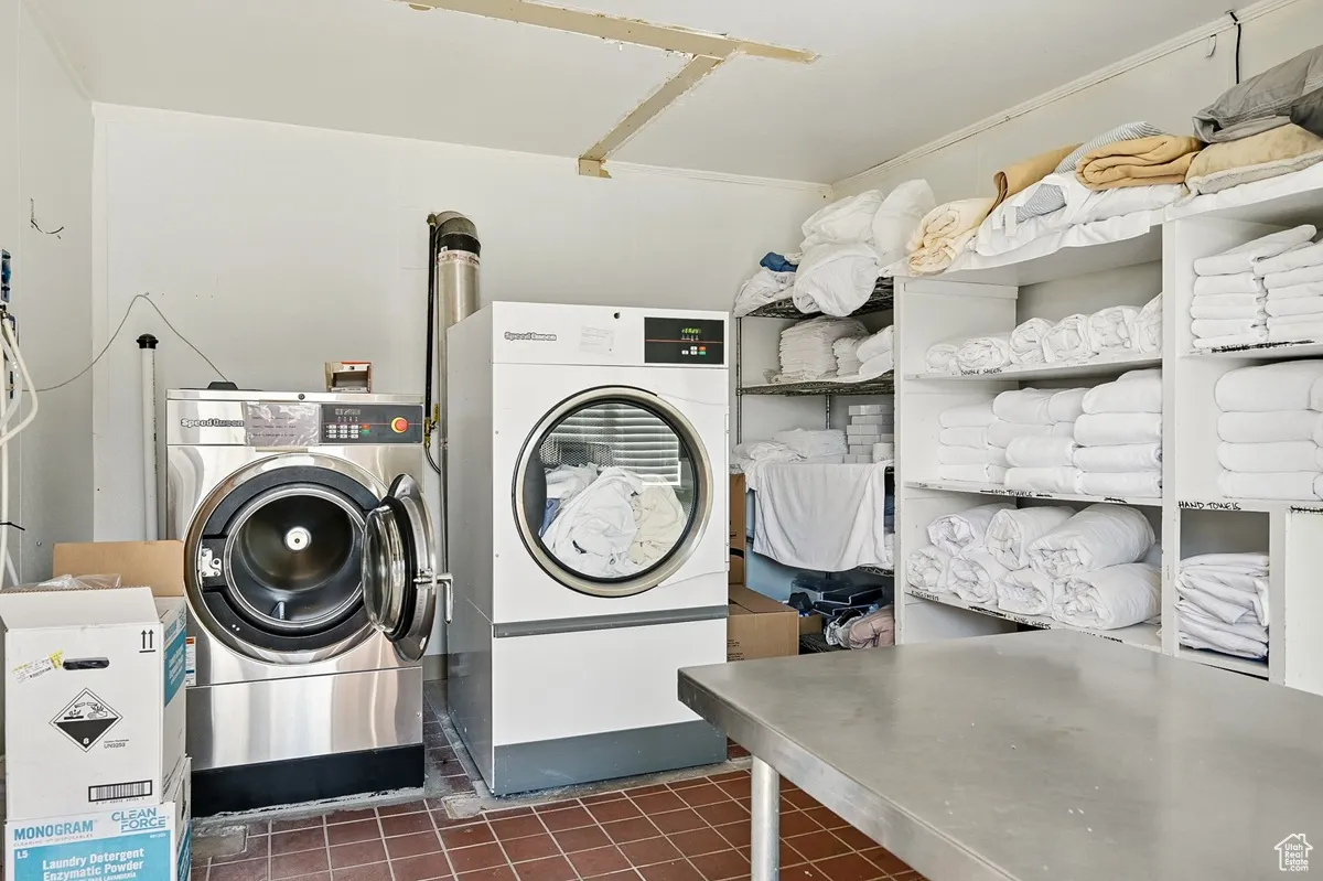 Motel Laundry Room
