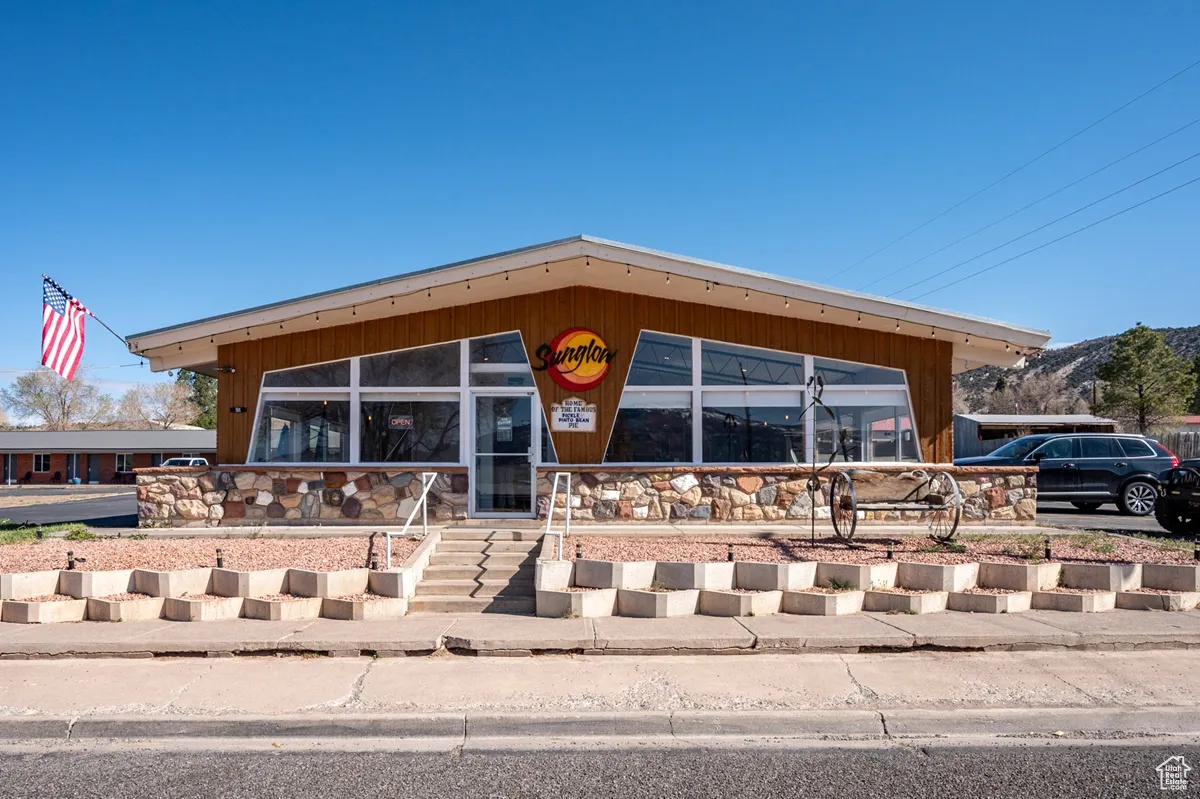 The Sunglow Restaurant