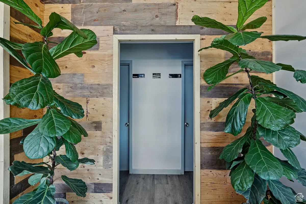 Restaurant Guest Bathrooms