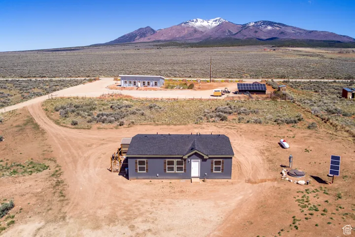 17 S Green Haven Rd #2, La Sal, Utah 84530