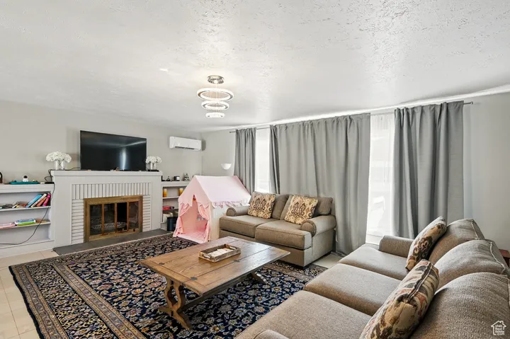 63 E Main, Bicknell, Utah 84715