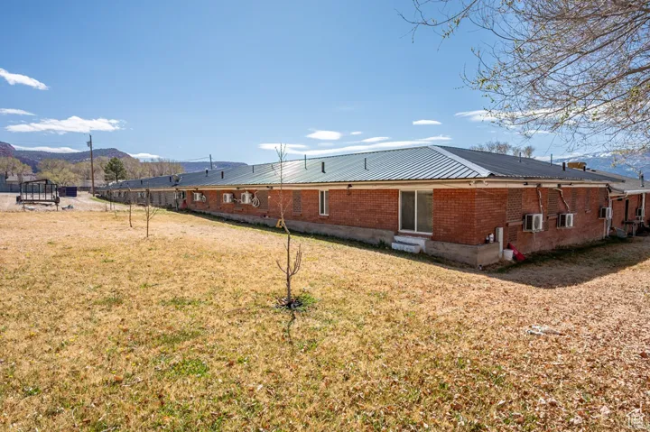 63 E Main, Bicknell, Utah 84715