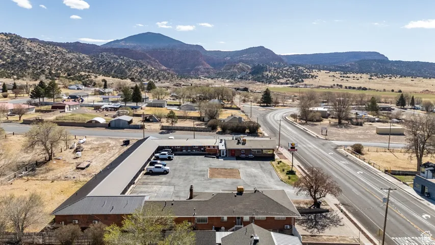 63 E Main, Bicknell, Utah 84715