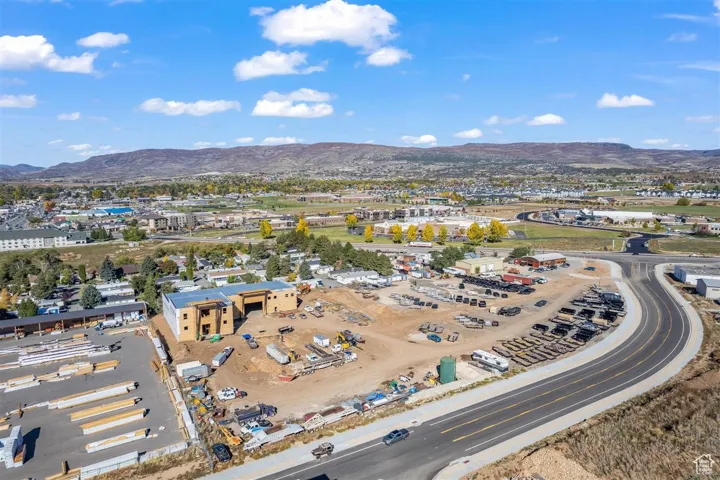 Drone / aerial view featuring a mountain view