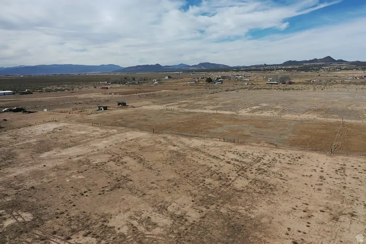 Property view of mountains featuring a rural view
