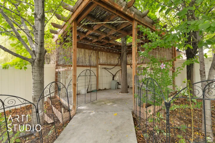 View of patio / terrace featuring a gate