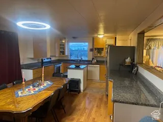 Kitchen with stainless steel appliances