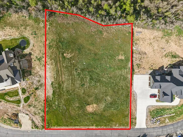 Aerial view of property's location with property boundaries highlighted