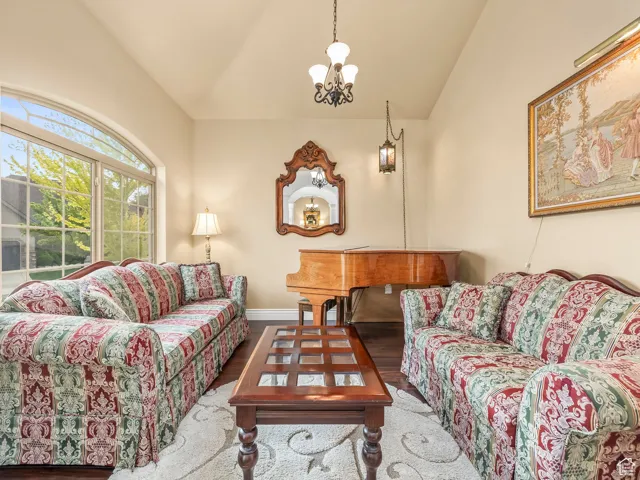 Living area with vaulted ceiling