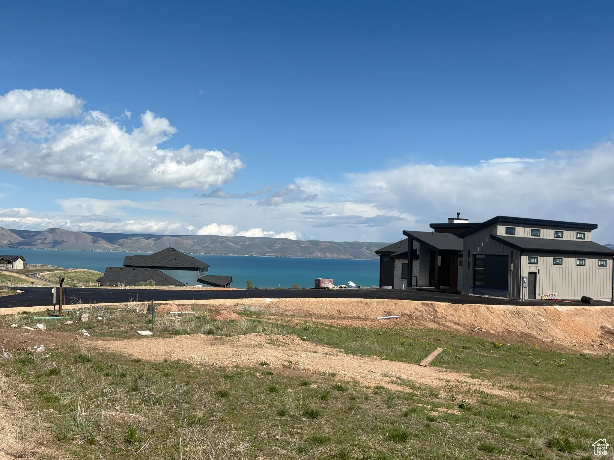 Water view with a mountainous background