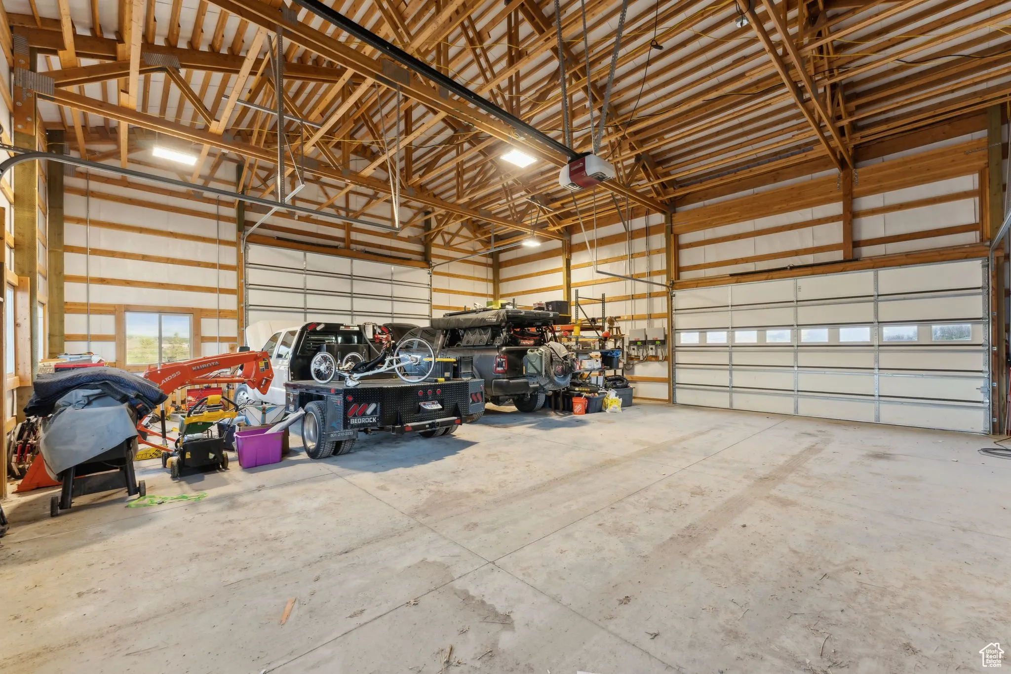 Roper Barn  with a garage door opener, Roper Barn