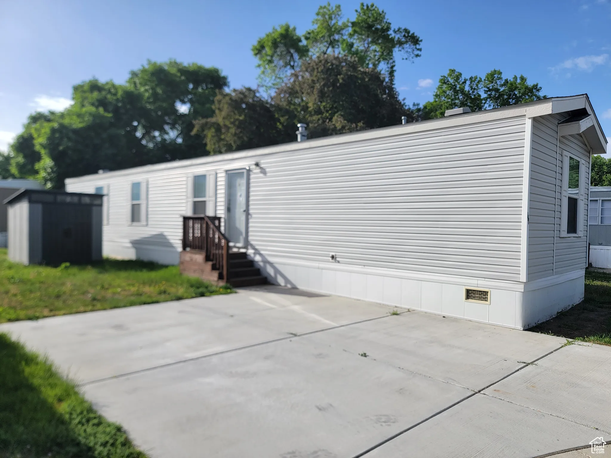 View of front facade