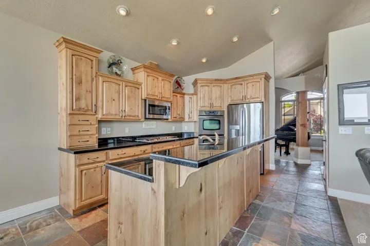 2116 E Falcon Ridge Dr, Draper (ut Cnty), Utah 84020