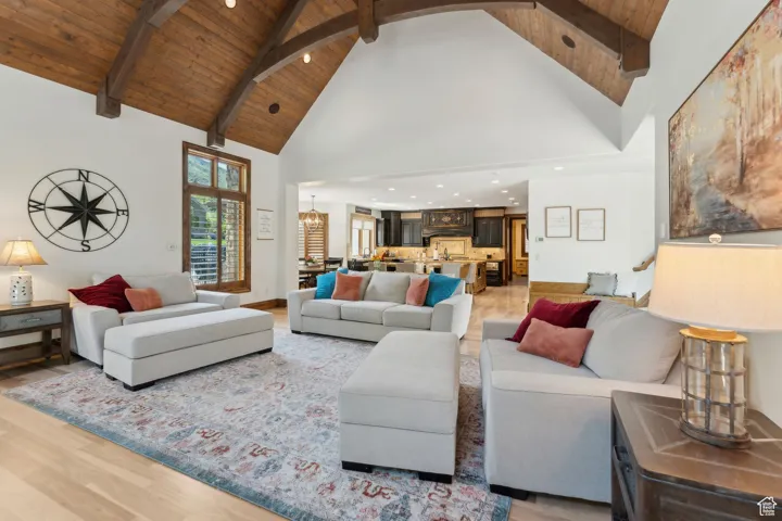 1 S Crosshill Ln, Sandy, Utah 84092